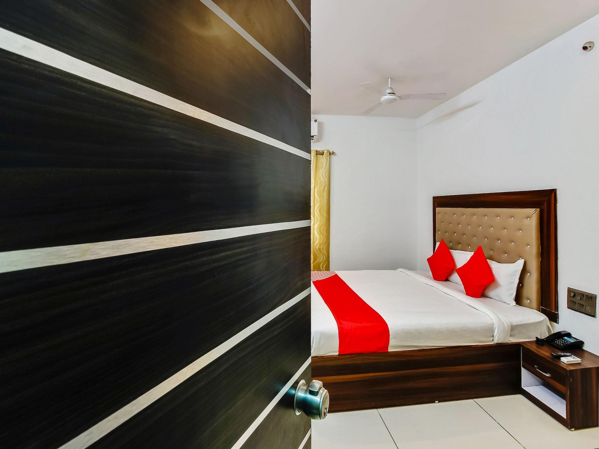 Oyo 29131 Hotel Mn Grand شمس أباد المظهر الخارجي الصورة